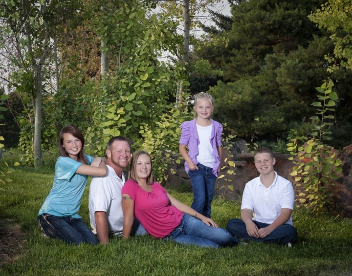We know all the great places for outdoor family photos at Addison Photography.